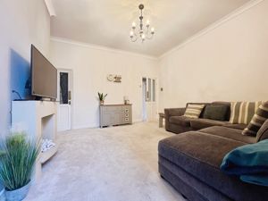 Dining Room- click for photo gallery